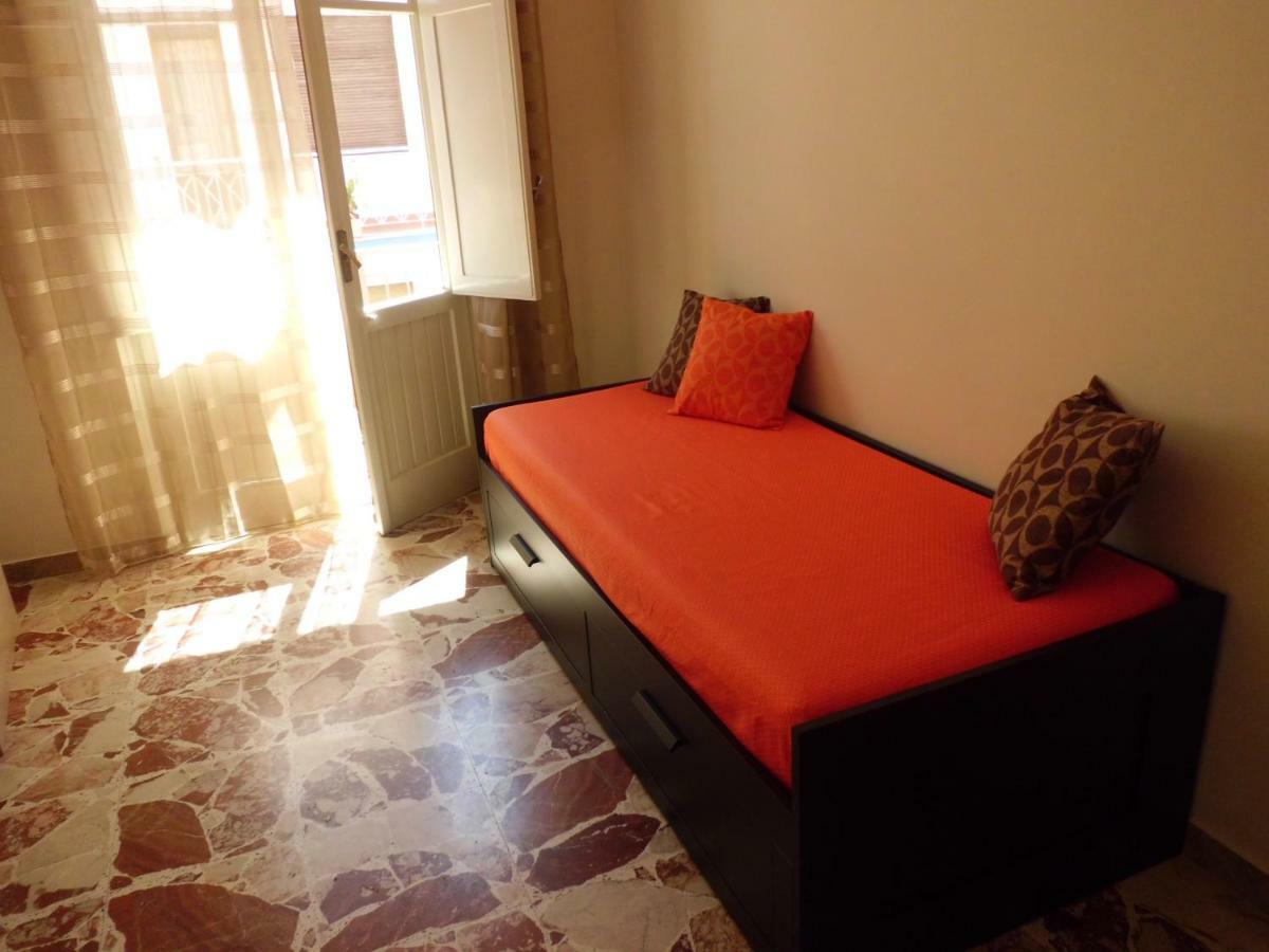 Casa Dany&Olga Lägenhet Giardini Naxos Exteriör bild