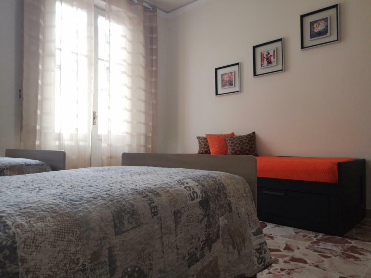 Casa Dany&Olga Lägenhet Giardini Naxos Exteriör bild