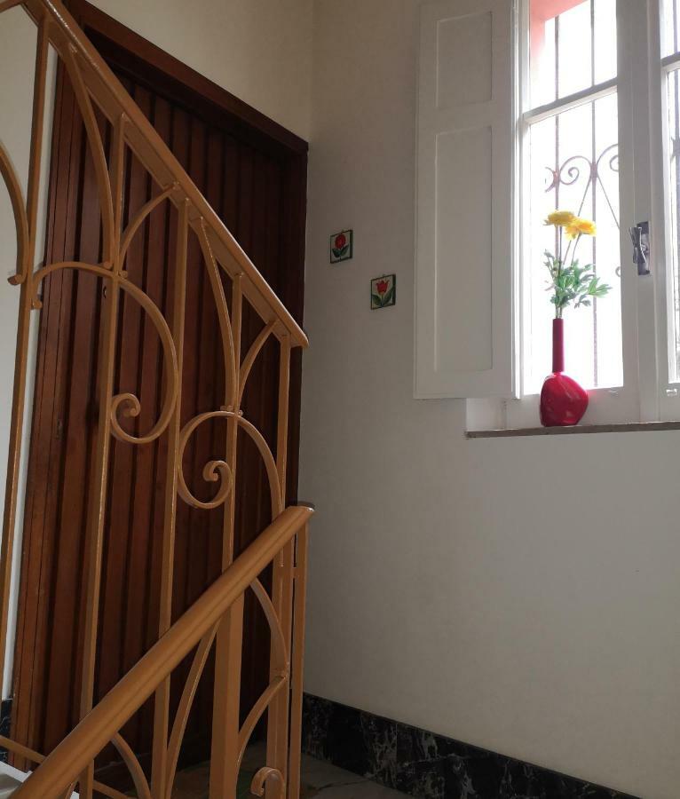 Casa Dany&Olga Lägenhet Giardini Naxos Exteriör bild